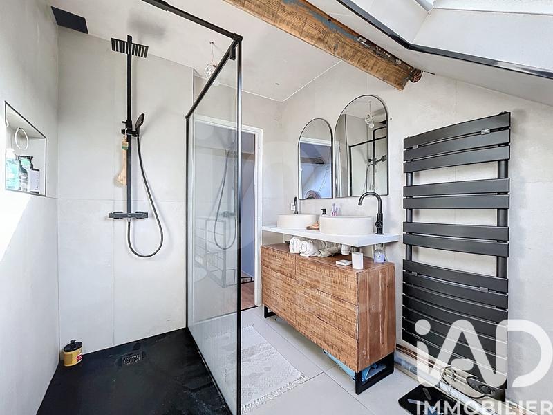 Maison - 120 m² - 6 pièces