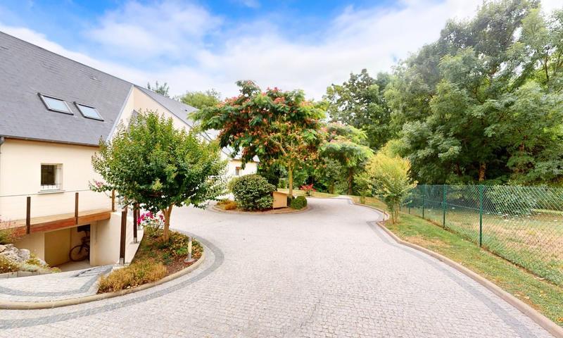 Maison contemporaine - 222 m² - 8 pièces