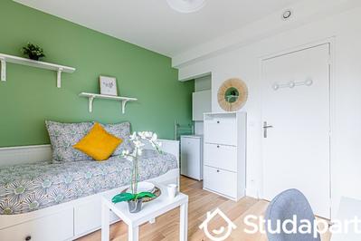 Chambre - 10 m² - 1 pièce