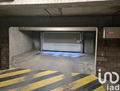 Parking - 13 m²