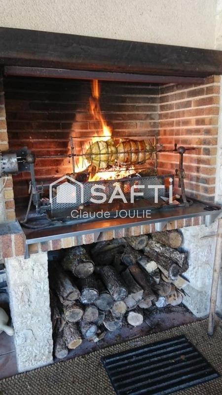 Maison - 249 m² - 10 pièces