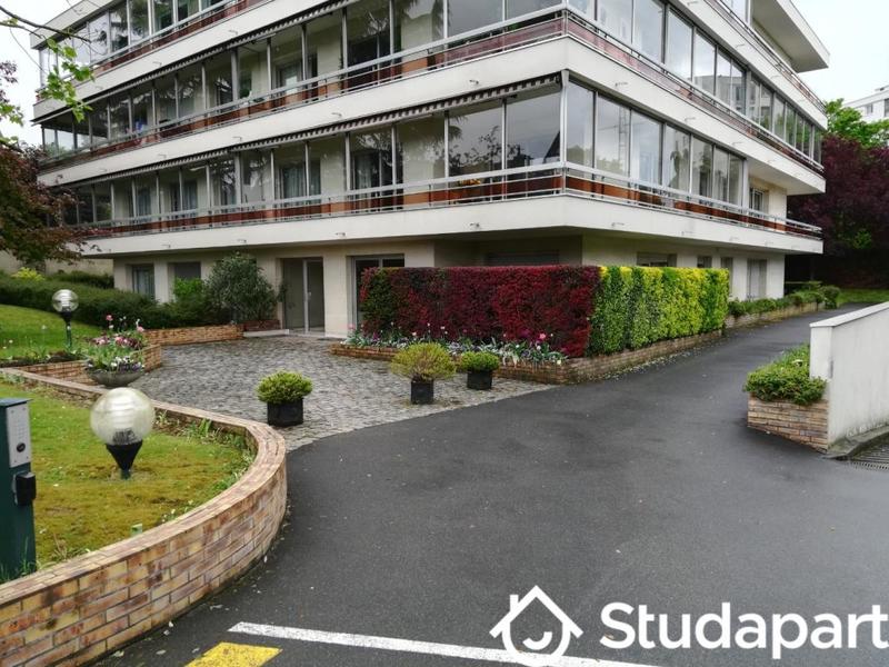 Chambre - 12 m² - 1 pièce