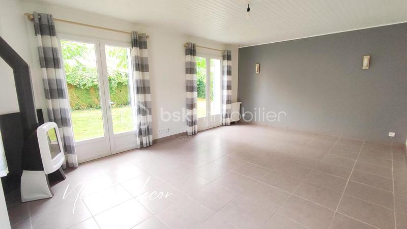 Maison - 93 m² - 4 pièces