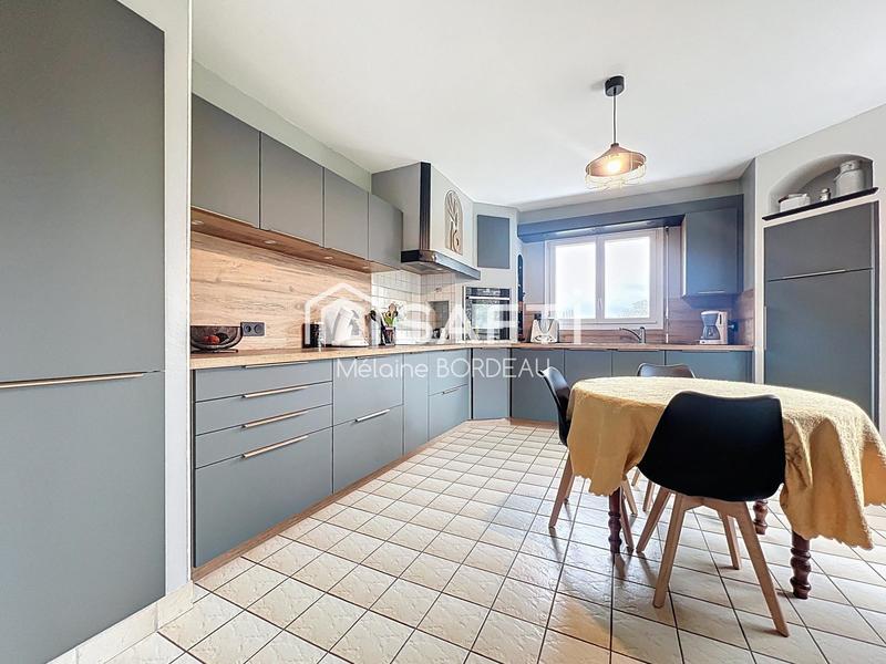 Maison - 128 m² - 5 pièces