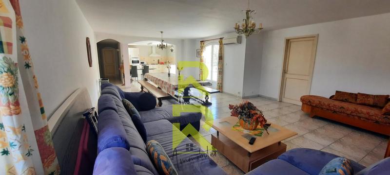 Propriété - 350 m² - 14 pièces