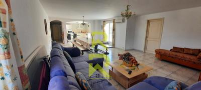 Propriété - 350 m² - 14 pièces