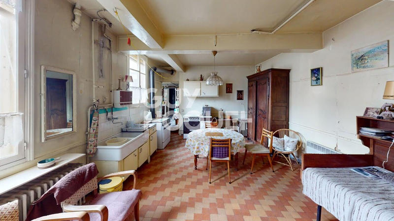 Maison - 120 m² - 8 pièces