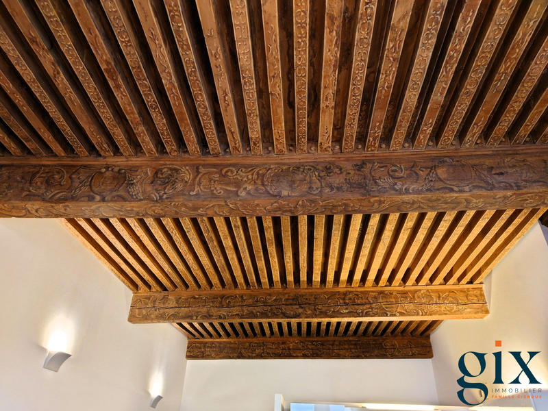 Appartement - 85 m² - 4 pièces