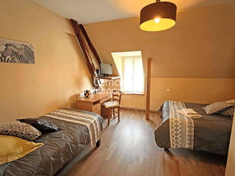 Immeuble - 300 m² - 14 pièces