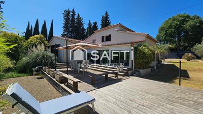 Villa - 171 m² - 6 pièces