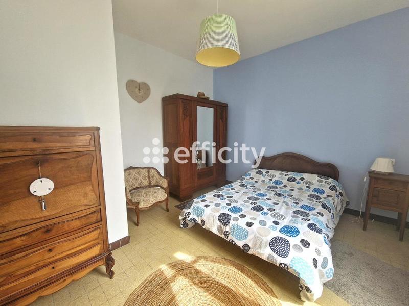 Maison - 210 m² - 10 pièces