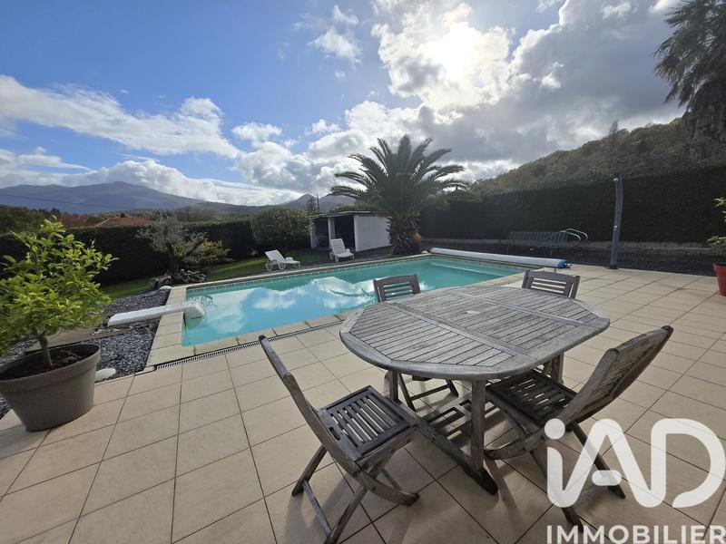 Maison - 120 m² - 4 pièces