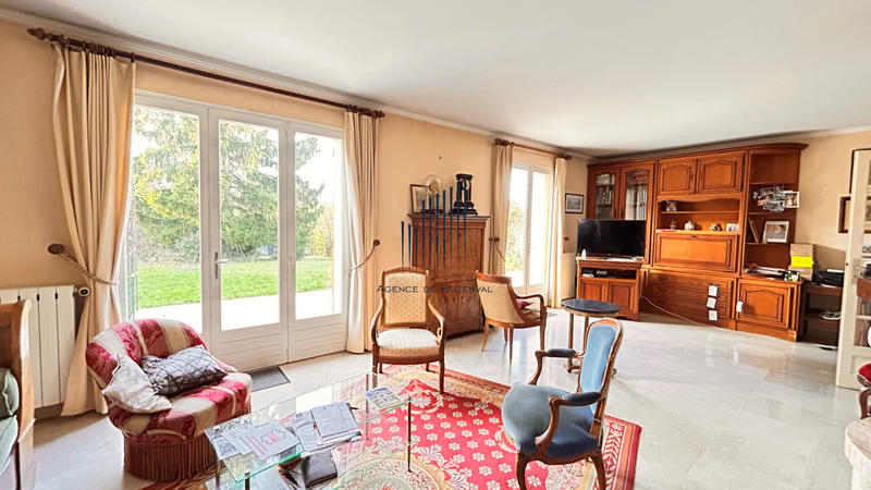 Maison - 162 m² - 8 pièces