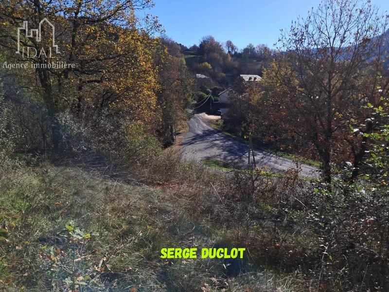 Terrain constructible - 651 m²