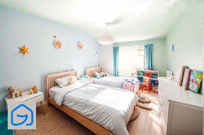 Maison - 120 m² - 4 pièces