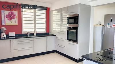 Villa - 250 m² - 7 pièces