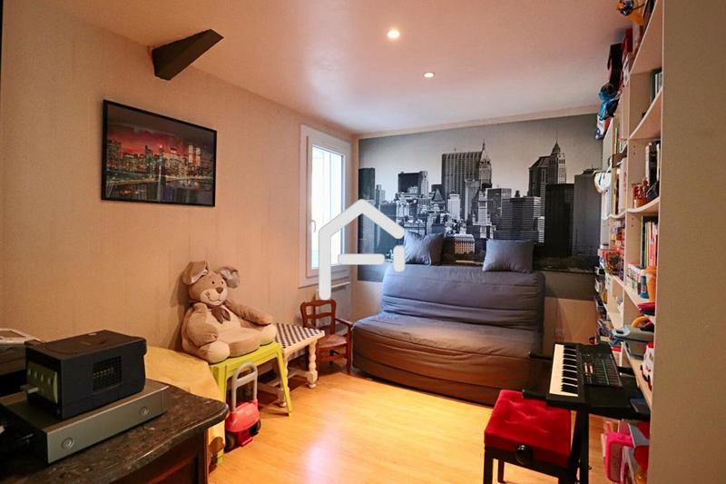 Maison - 122 m² - 6 pièces