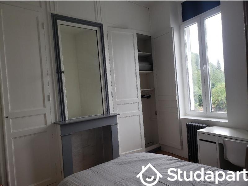 Chambre - 11 m² - 1 pièce