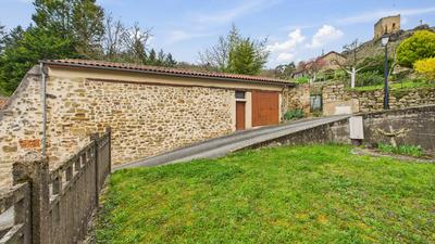 Maison - 80 m² - 5 pièces