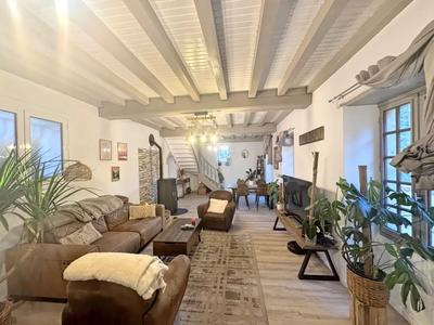 Maison - 107 m² - 4 pièces