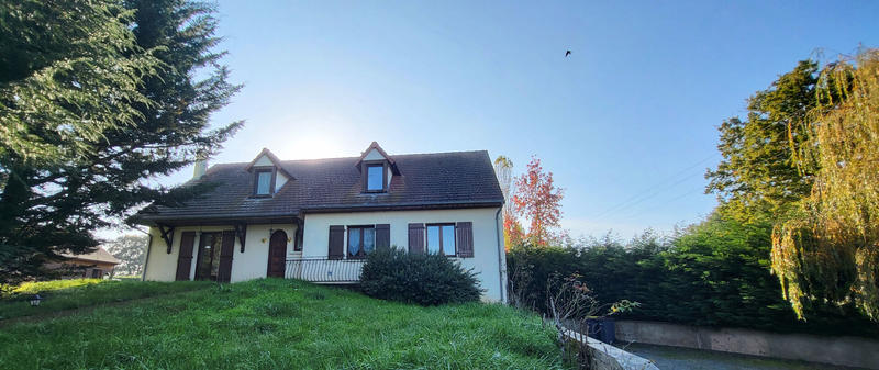 Maison - 211 m² - 6 pièces