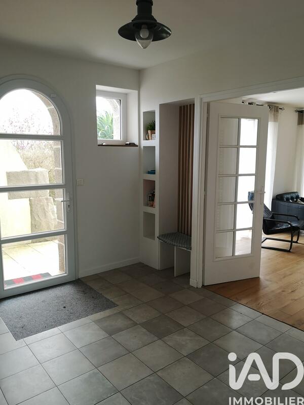 Maison - 179 m² - 9 pièces