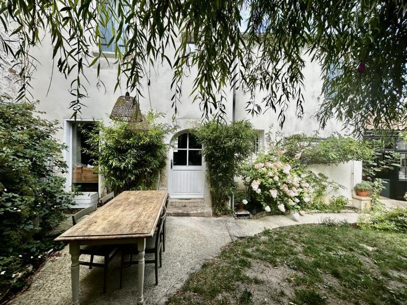 Maison de ville - 206 m² - 6 pièces