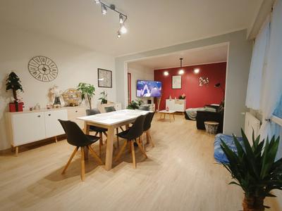 Appartement - 101 m² - 5 pièces