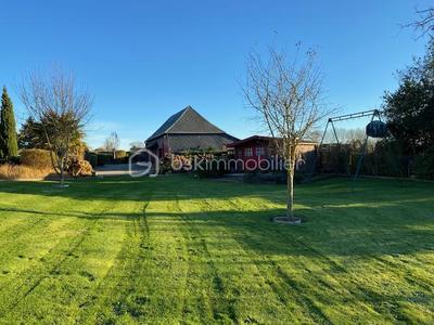 Maison traditionnelle - 119 m² - 6 pièces