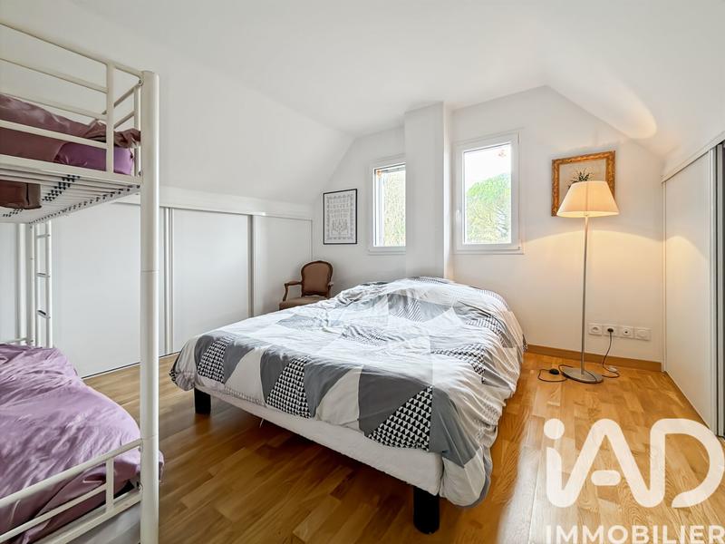 Maison - 92 m² - 5 pièces