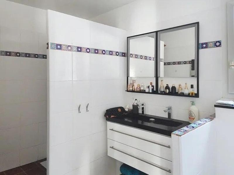 Villa - 200 m² - 8 pièces