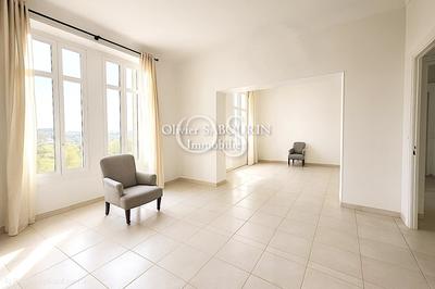 Appartement - 107 m² - 3 pièces