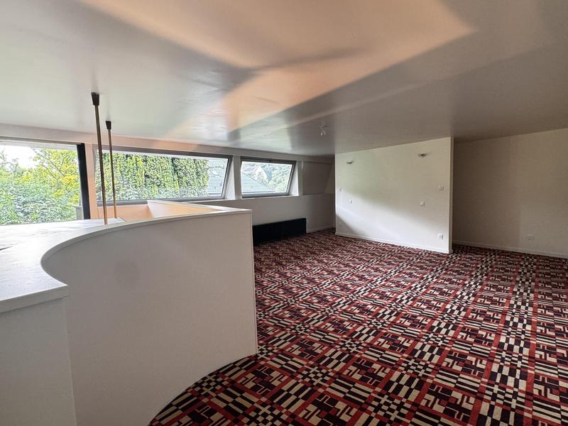 Maison d'architecte - 232 m² - 6 pièces