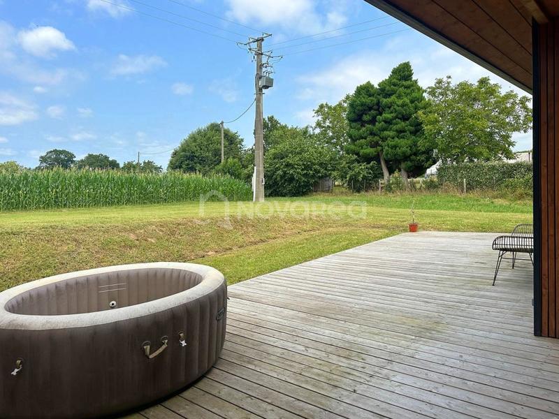 Maison - 140 m² - 5 pièces