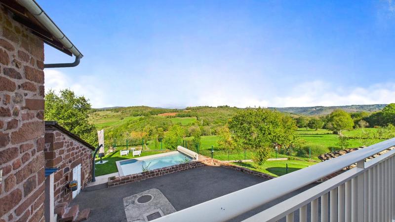 Propriété - 165 m² - 6 pièces