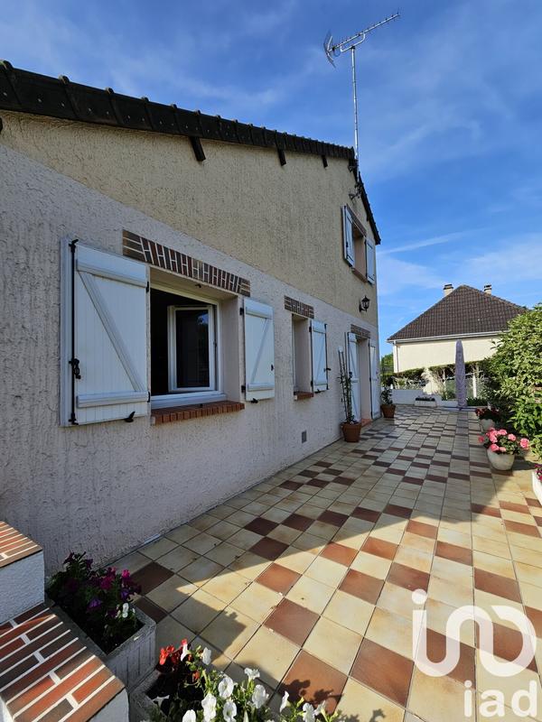 Maison - 130 m² - 8 pièces