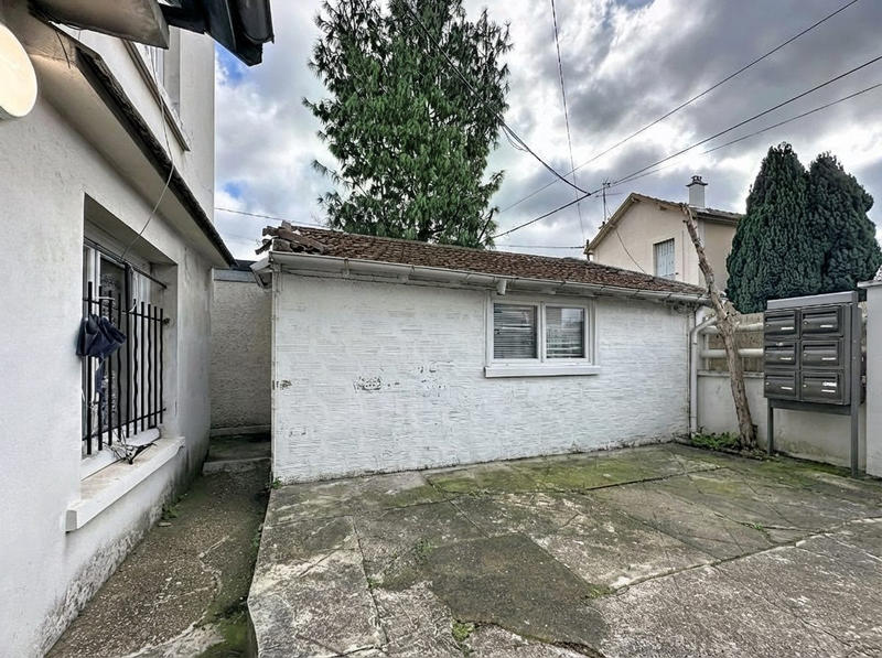 Maison - 97 m² - 7 pièces