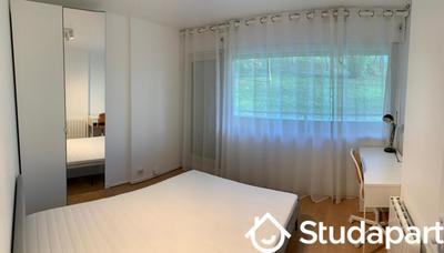 Chambre - 99 m² - 1 pièce