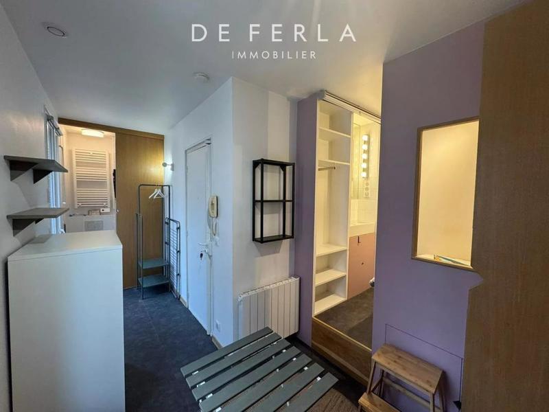 Studio - 13 m² - 1 pièce