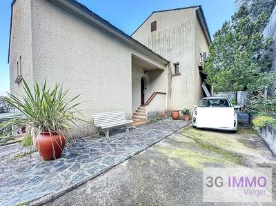 Viager - Villa - 210 m² - 6 pièces