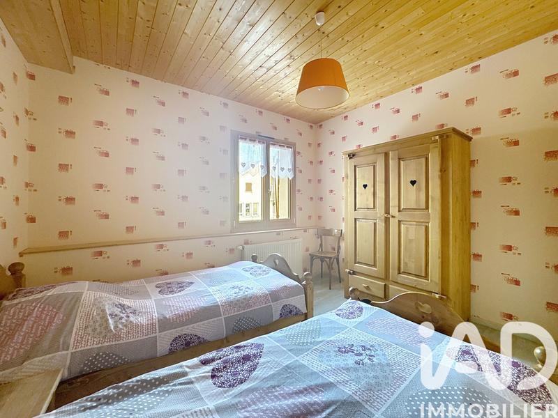 Maison - 300 m² - 21 pièces