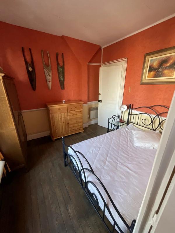 Immeuble - 203 m² - 10 pièces