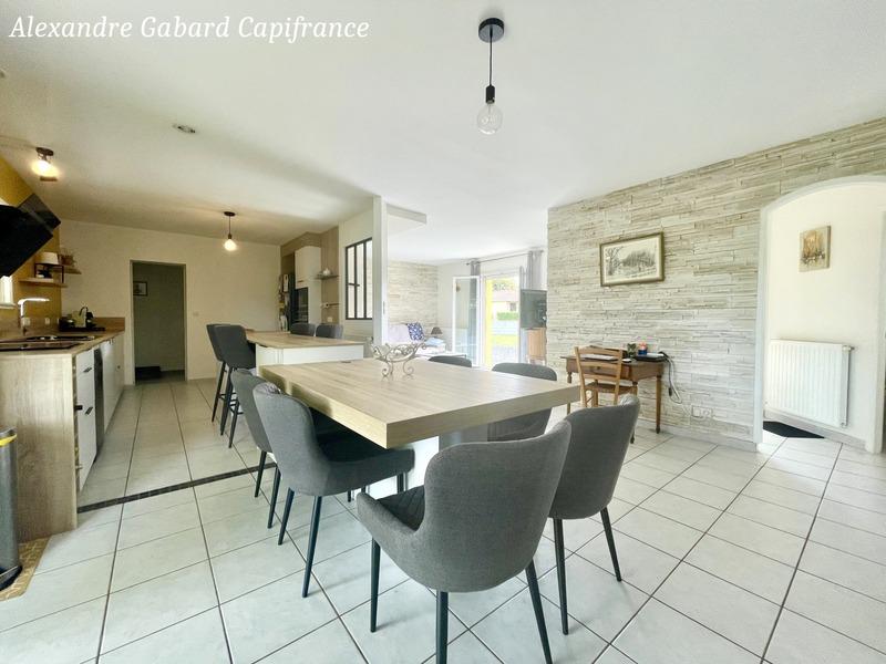 Maison - 152 m² - 6 pièces