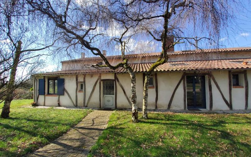 Longère - 260 m² - 8 pièces