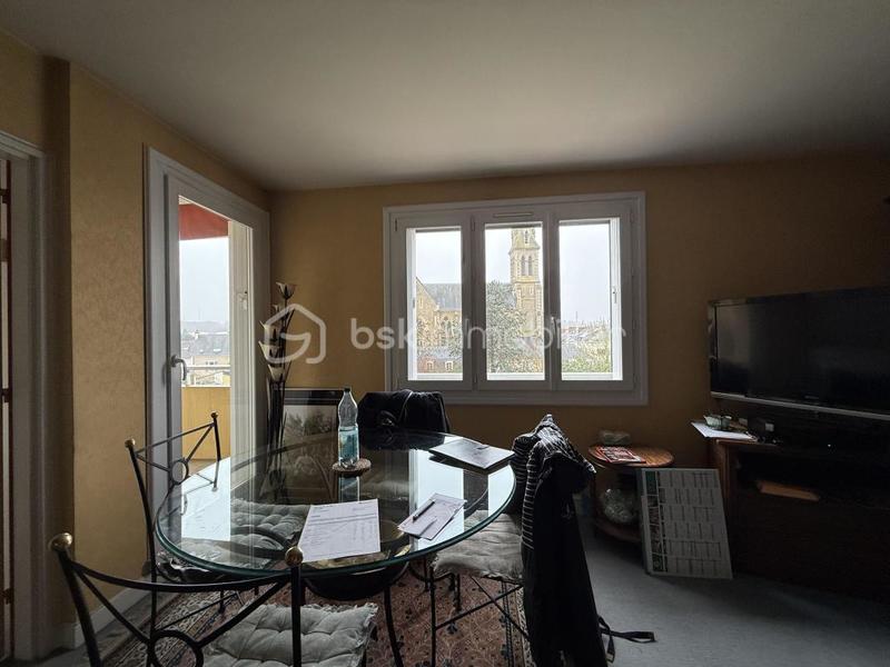 Appartement - 84 m² - 4 pièces