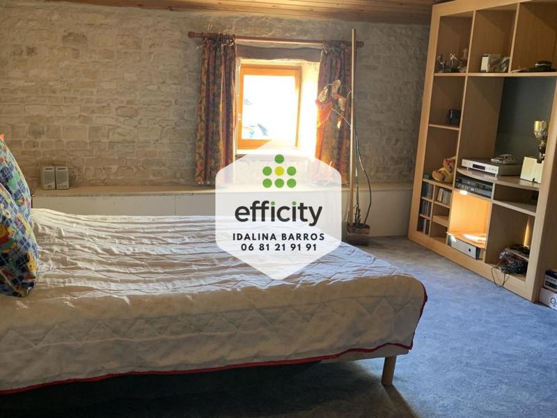 Maison - 203 m² - 7 pièces