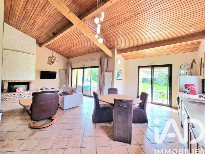 Maison - 130 m² - 6 pièces