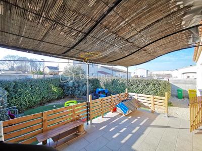 Maison traditionnelle - 94 m² - 5 pièces