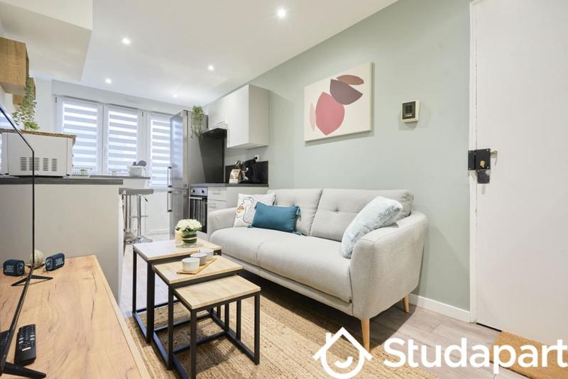 Chambre - 10 m² - 1 pièce