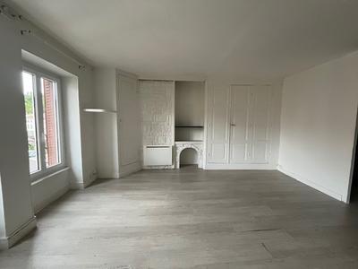 Appartement - 80 m² - 2 pièces
